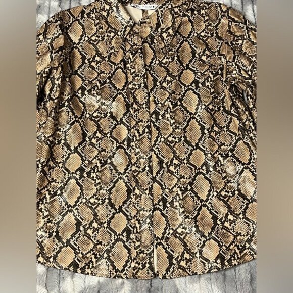 Zara Faux Leather Snake Print Shirt Size Large - Picture 8 of 11